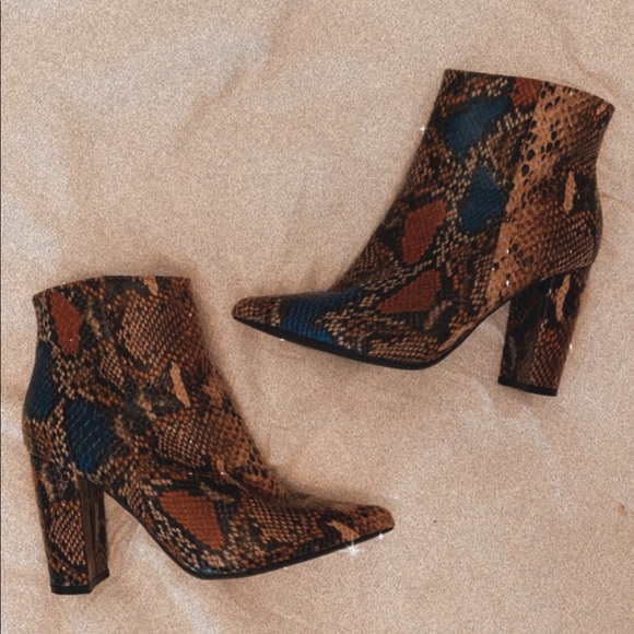 Brown Croc Booties | Size 7.5 - Picture 1 of 1